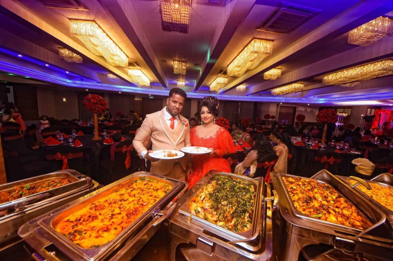 רטנאפורה Kethumathee Hotel & Banquet מראה חיצוני תמונה